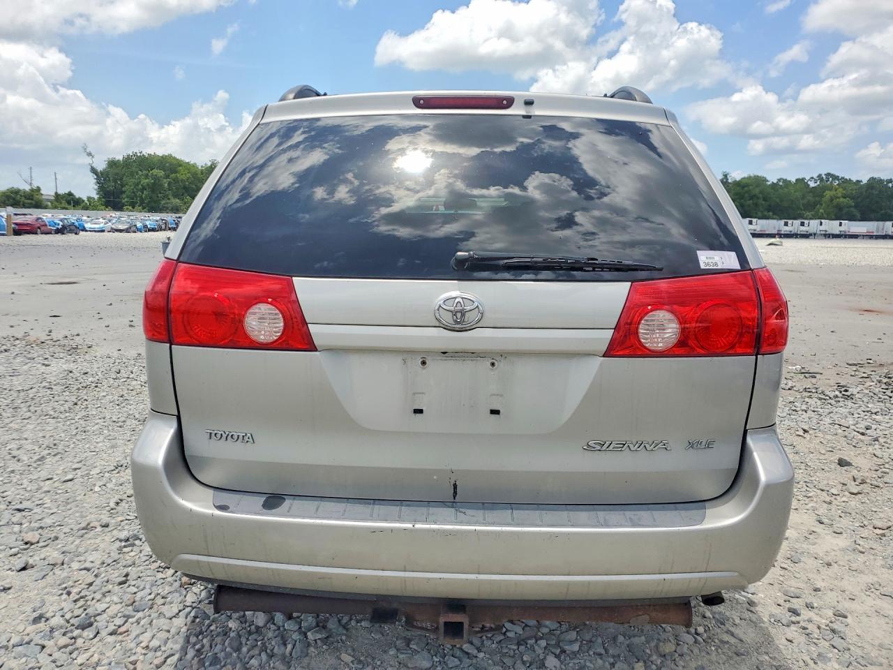 Toyota Sienna Xle