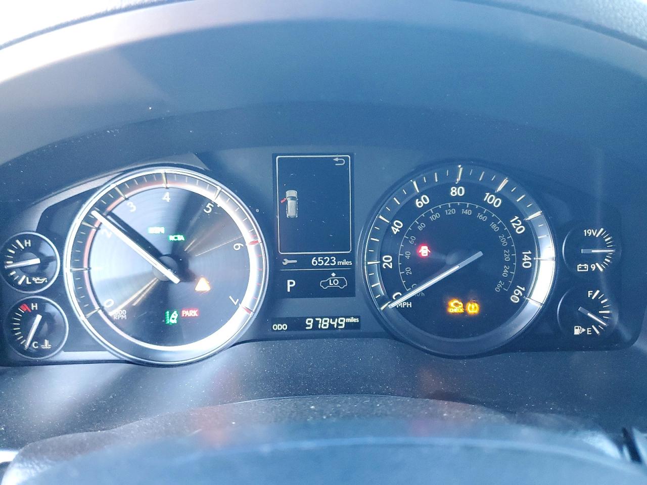 Lexus Lx 570 Thr Three-row