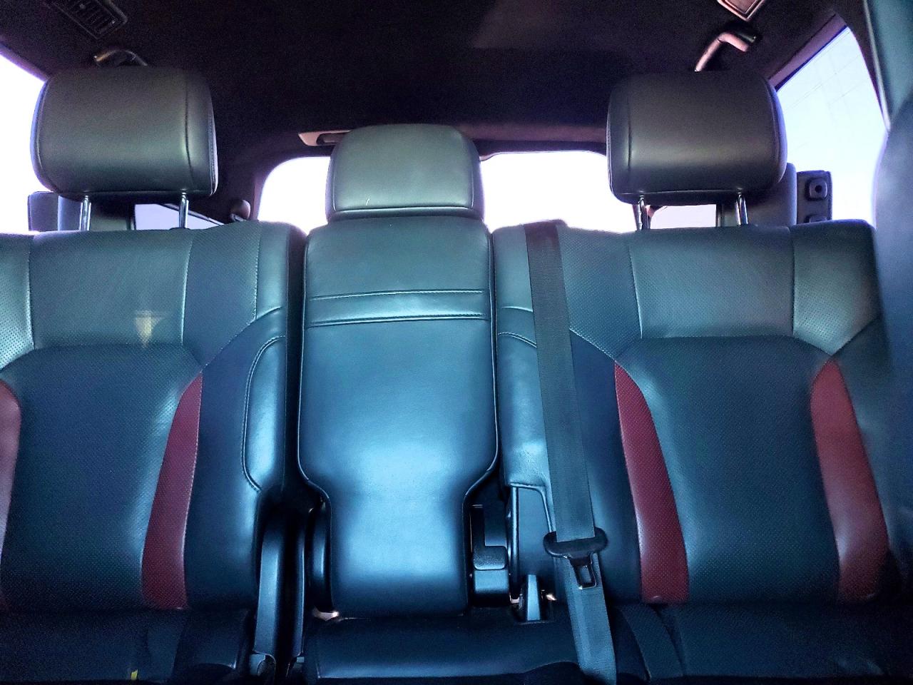 Lexus Lx 570 Thr Three-row