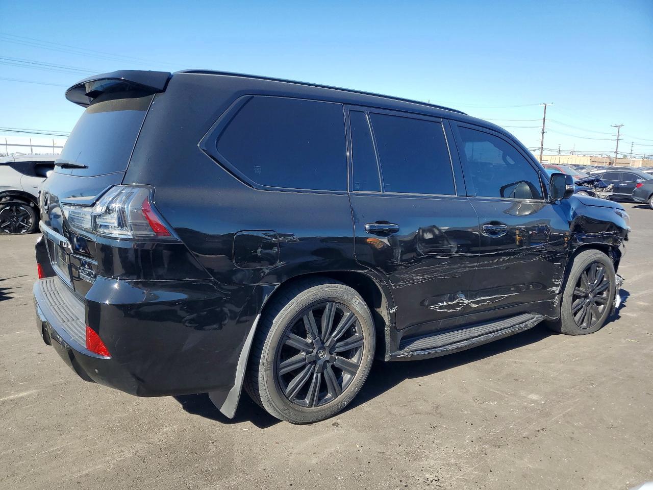 Lexus Lx 570 Thr Three-row