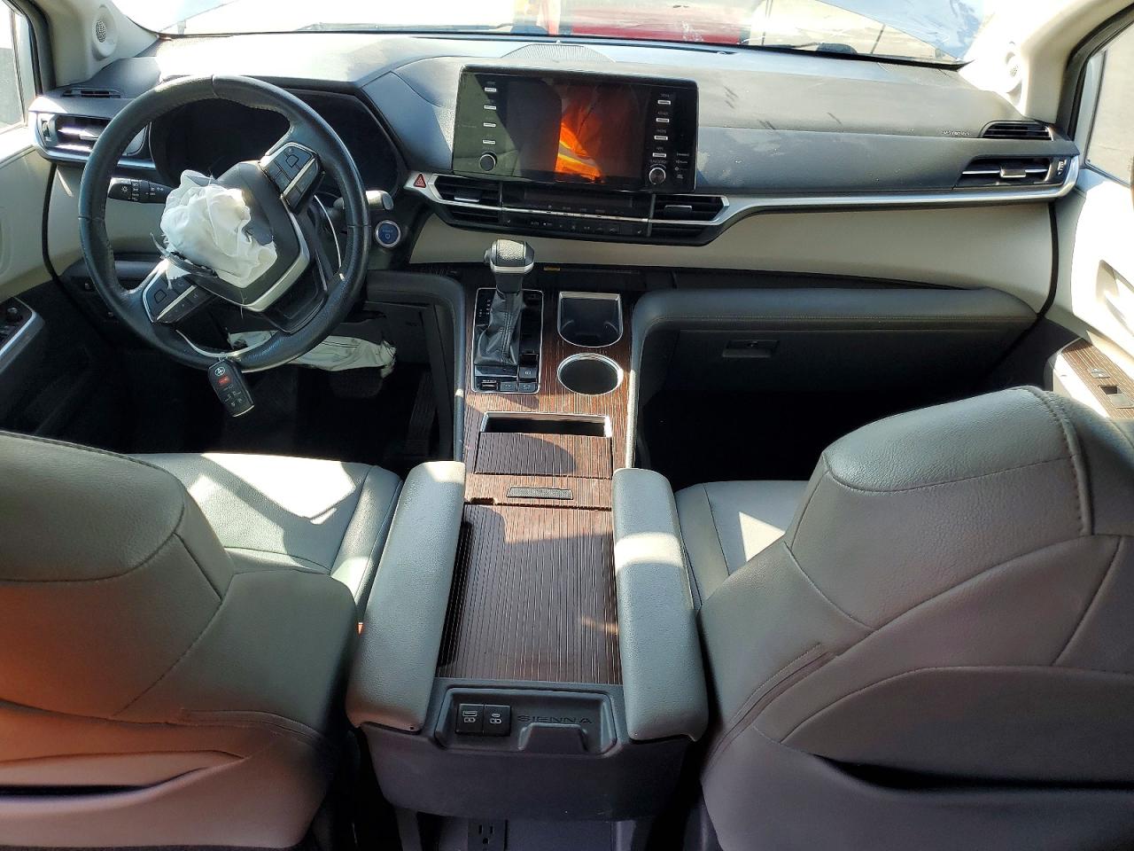 Toyota Sienna Xle