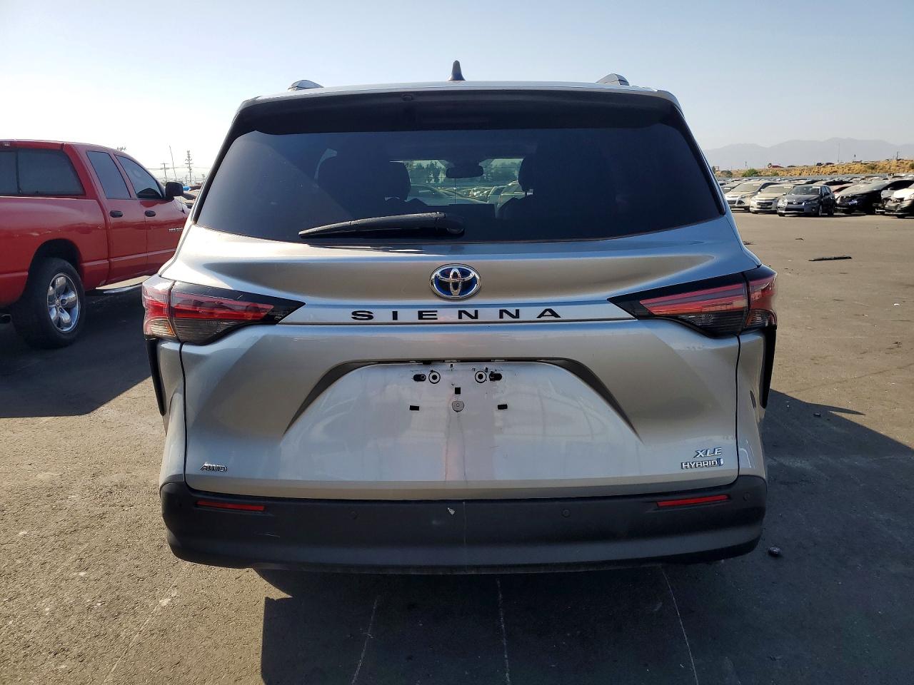 Toyota Sienna Xle