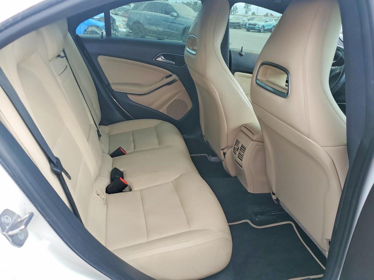 Mercedes-Benz Cla-class 250