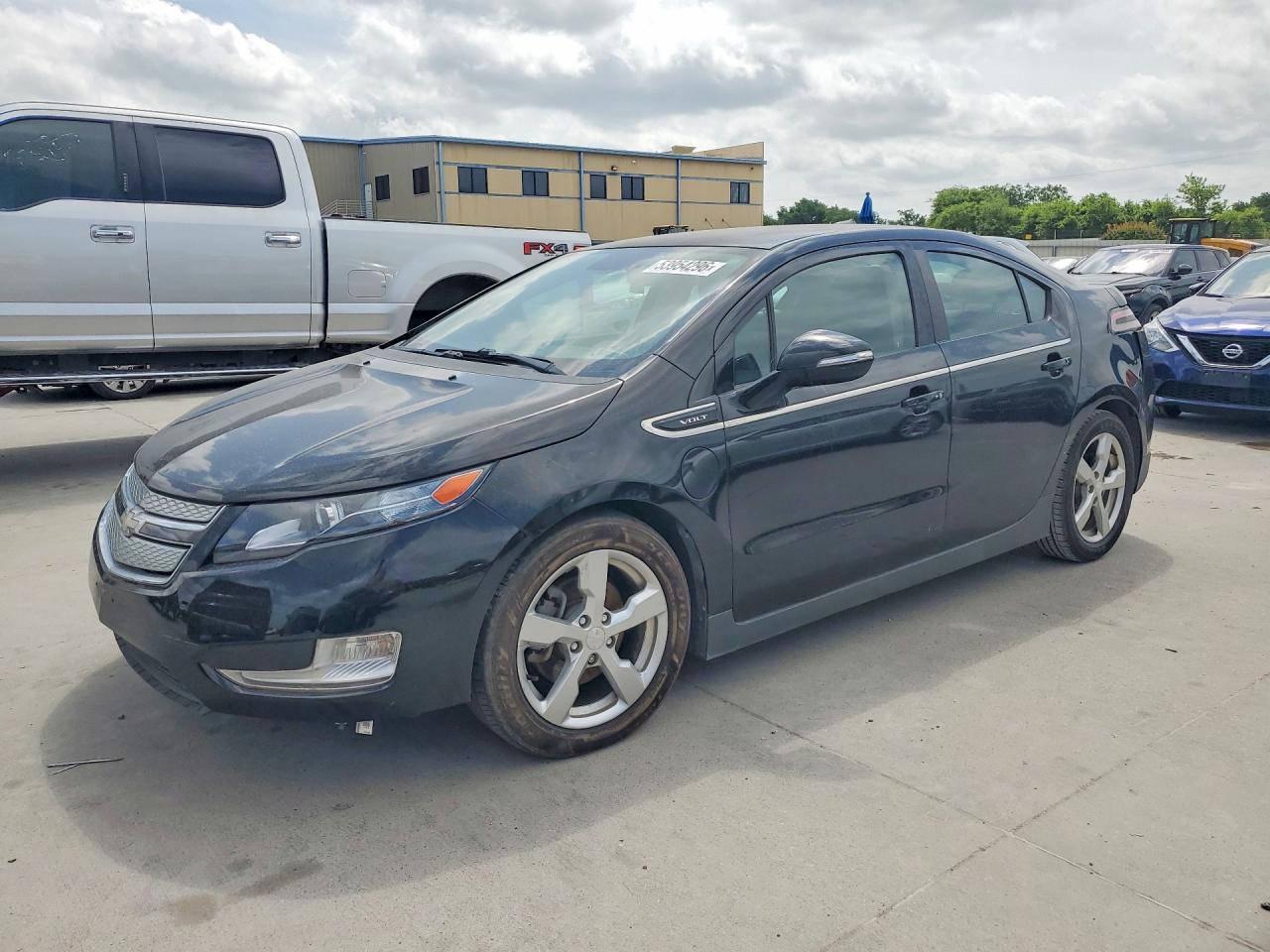 Salvage Chevrolet Volt Image