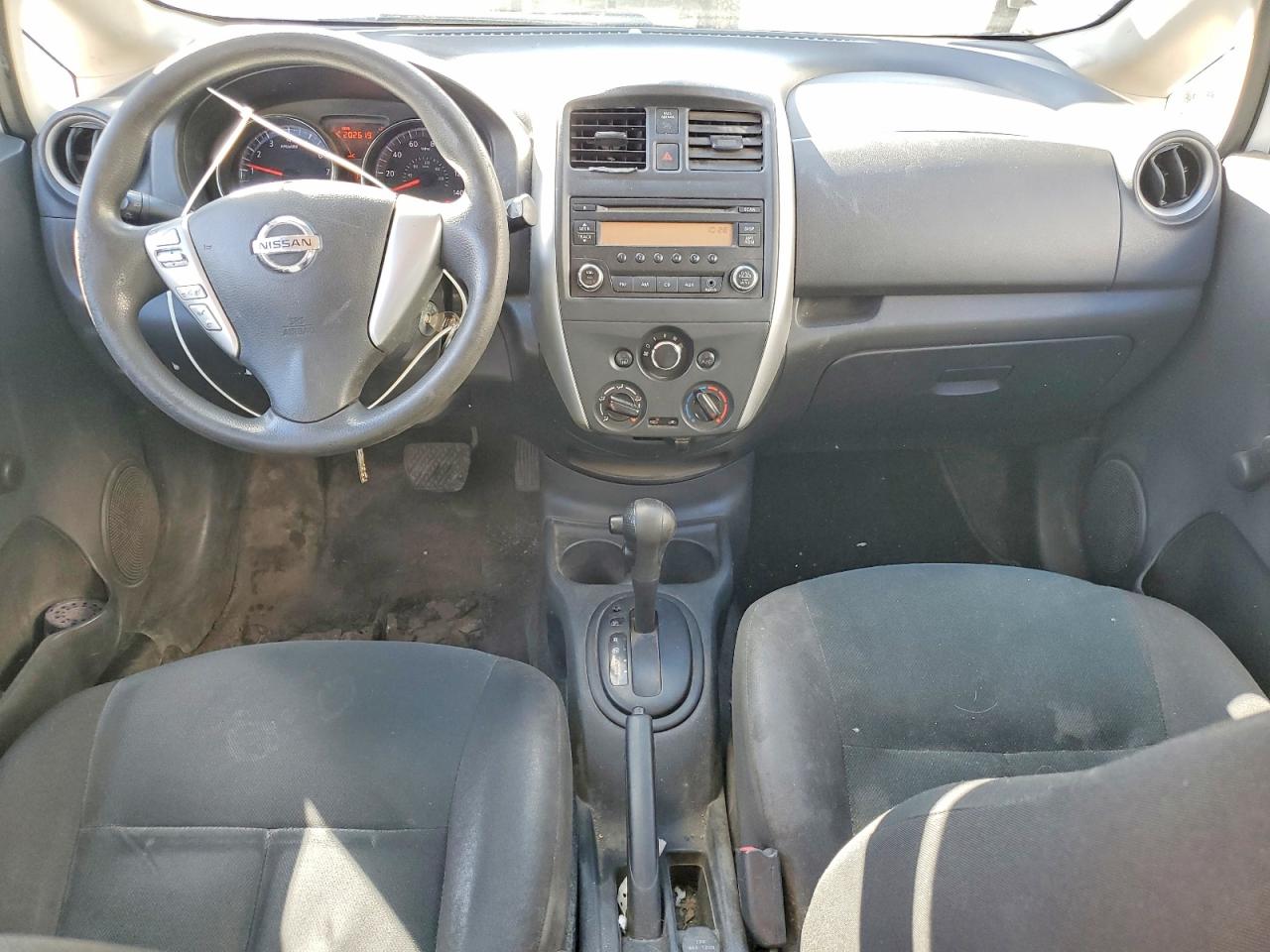 Nissan Versa S Plus