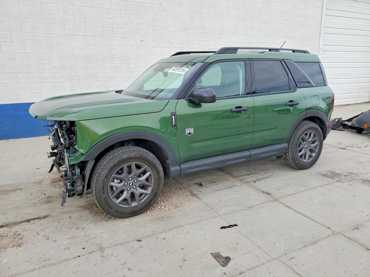 Salvage Ford Bronco Image