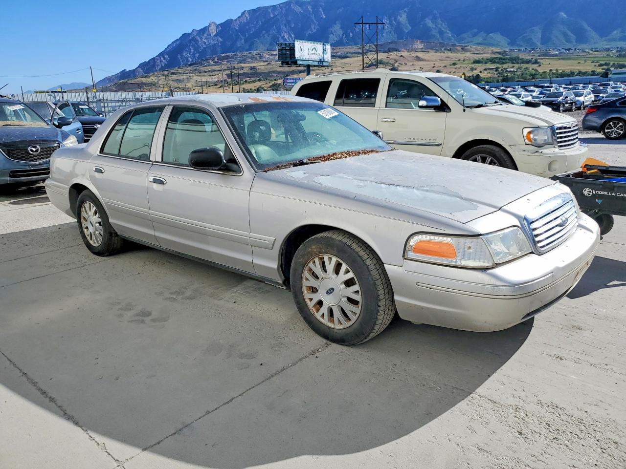 Ford Crown Vic