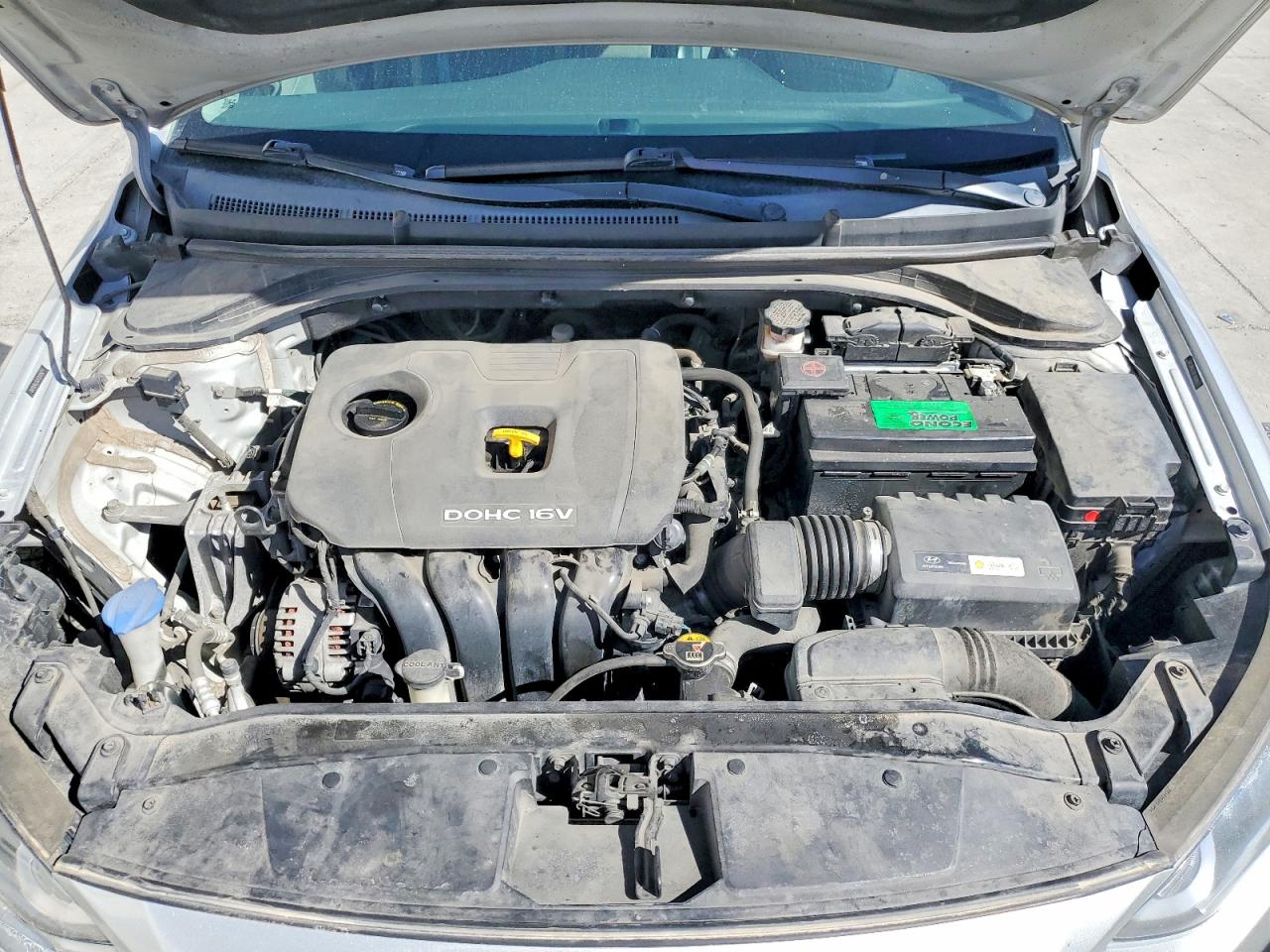 Hyundai ELANTRA Sel