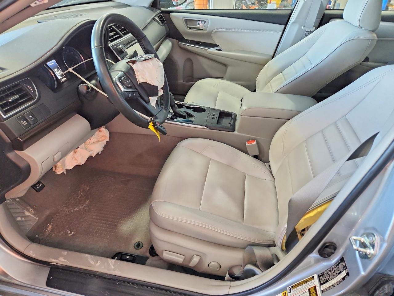 Toyota Camry Xle