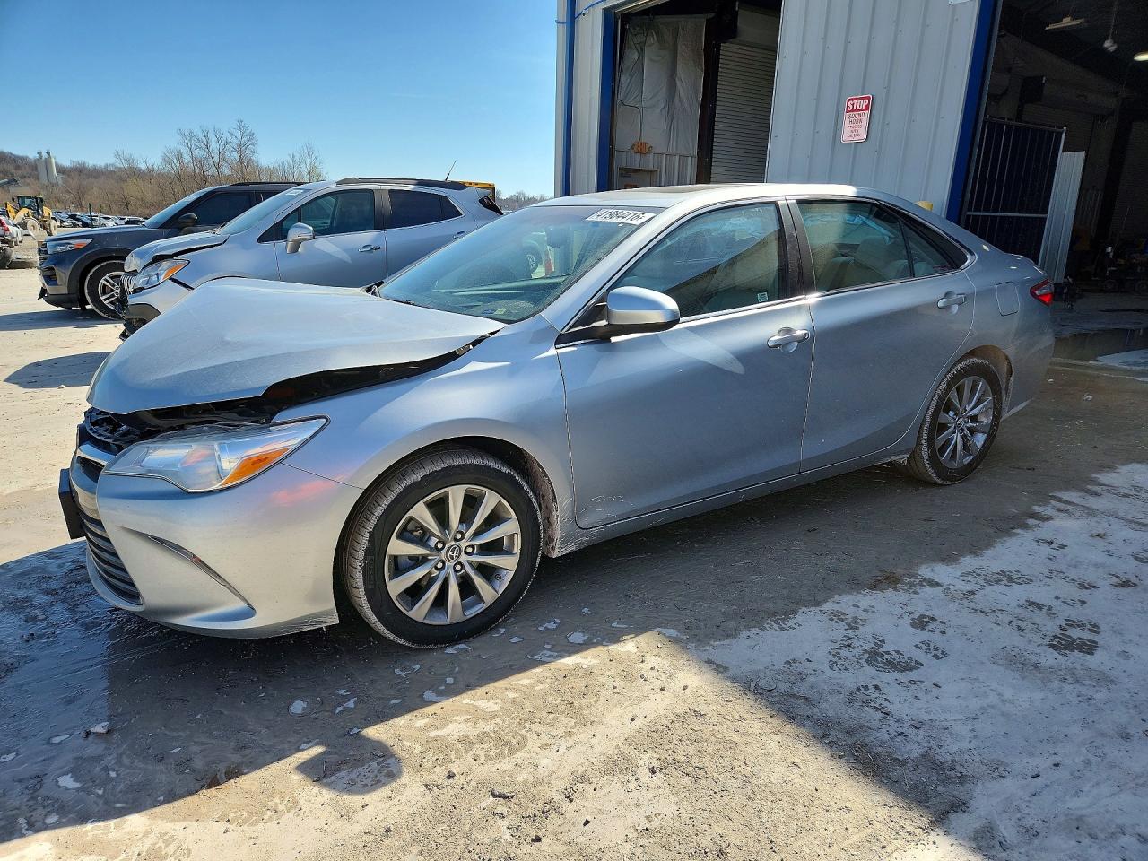 Salvage Toyota Camry Image