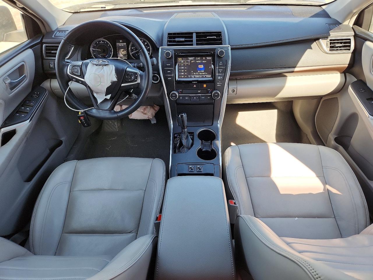 Toyota Camry Xle