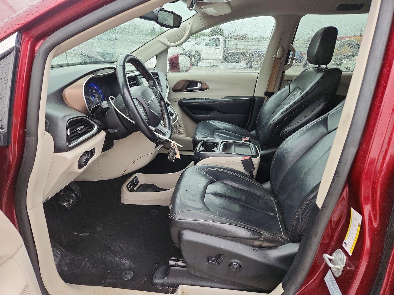 Chrysler Pacifica Touring L