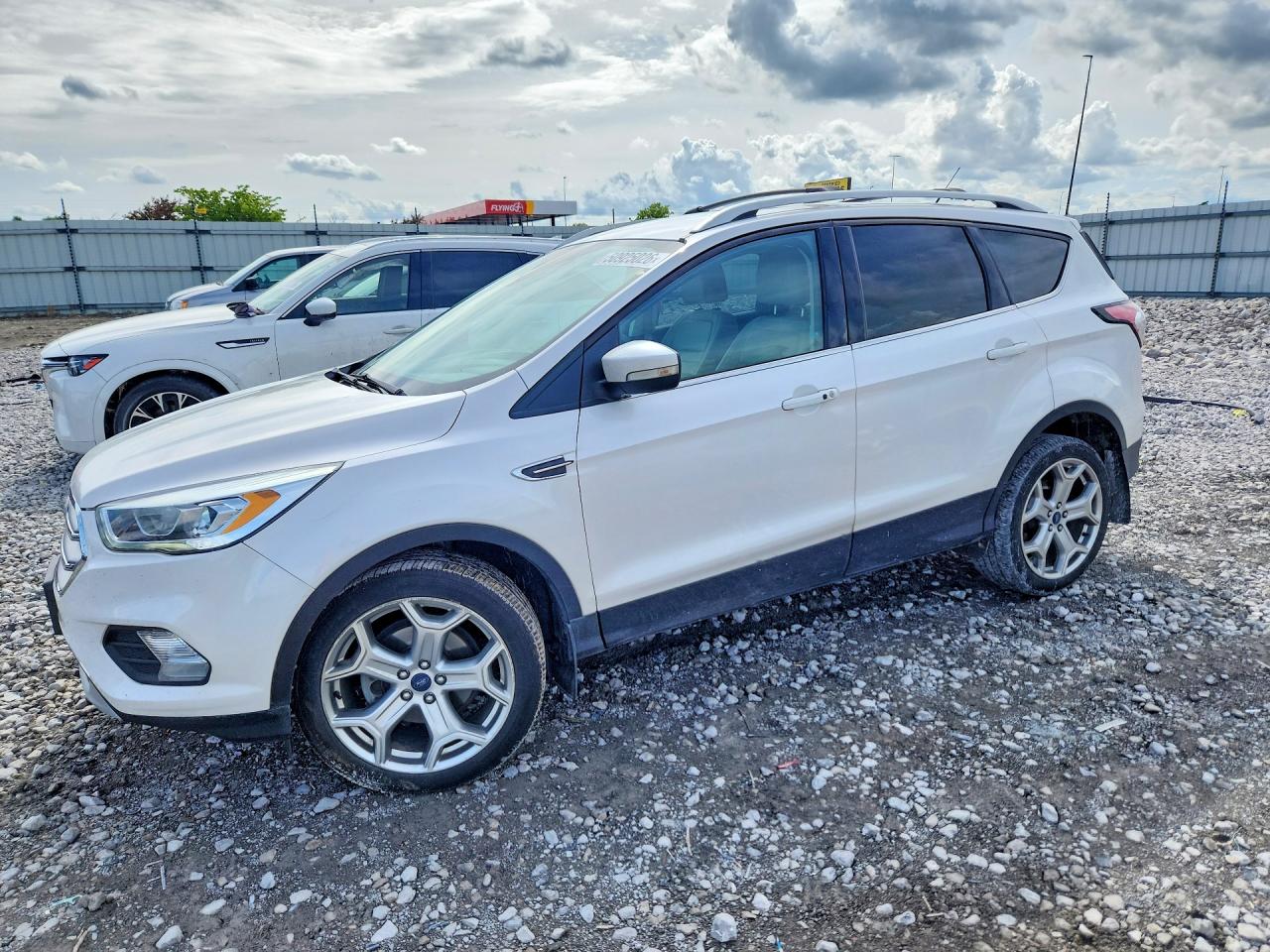Salvage Ford Escape Image