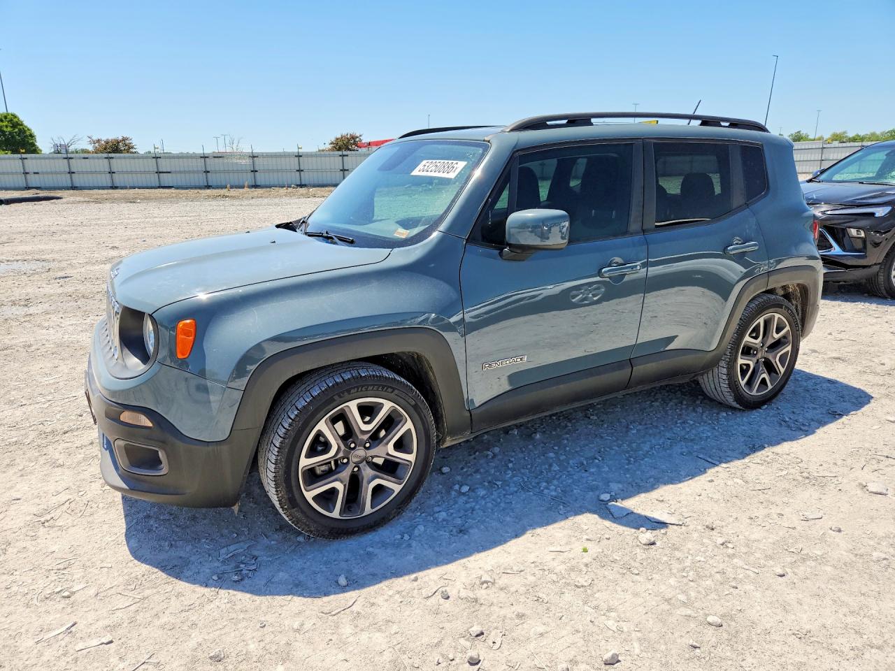 Salvage Jeep Renegade Image