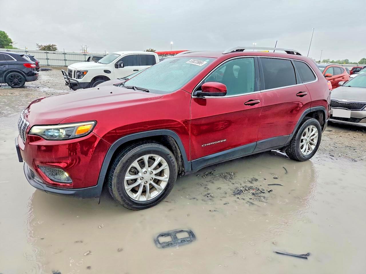 Salvage Jeep Grand Cherokee Image