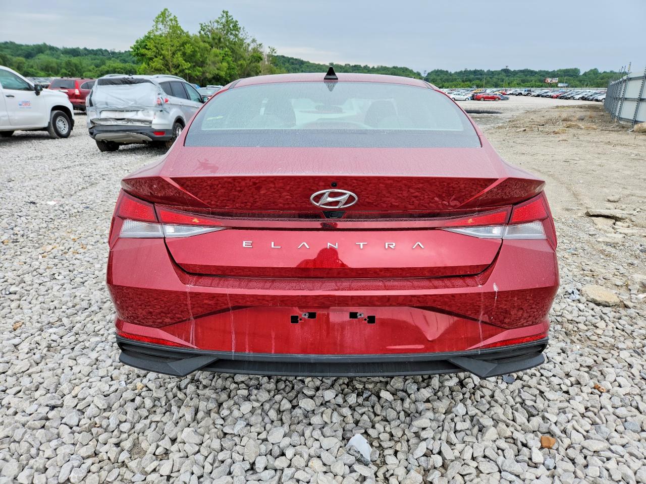 Hyundai ELANTRA Sel