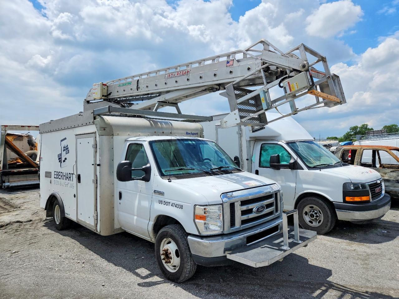 Salvage Ford Econoline Image