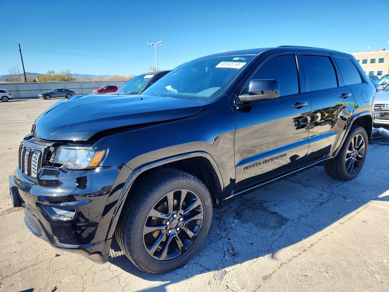 Salvage Jeep Cherokee Image