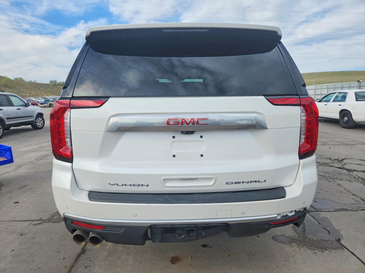 GMC Yukon Denali