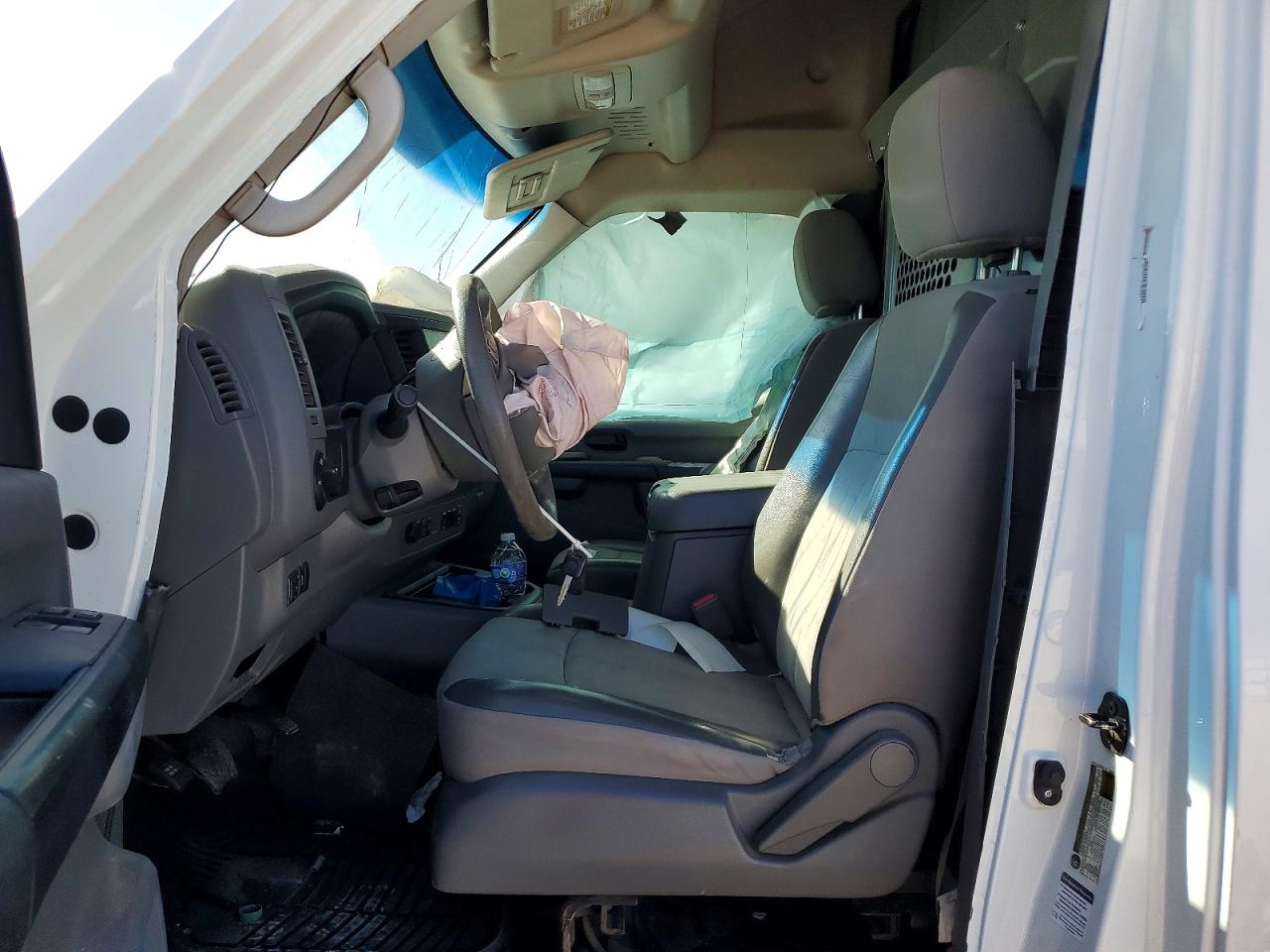 Nissan Nv 2500 Hd Sv
