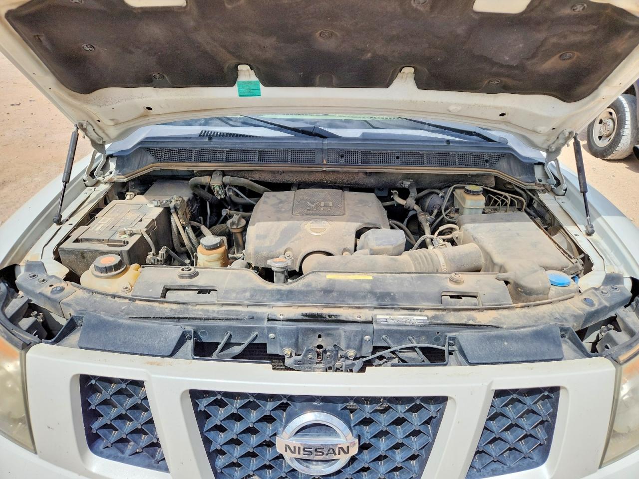 Nissan Armada Sv