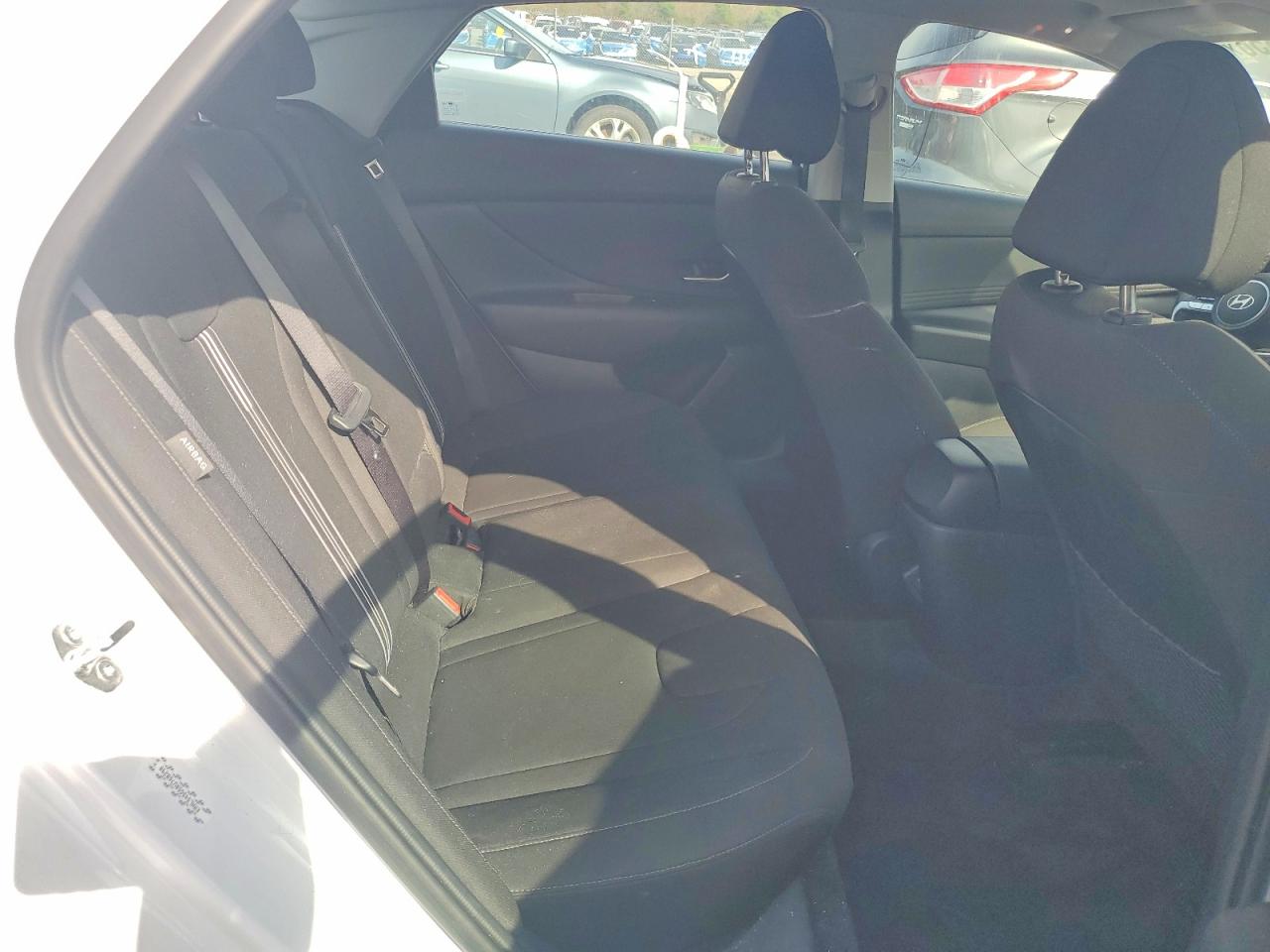 Hyundai ELANTRA Sel