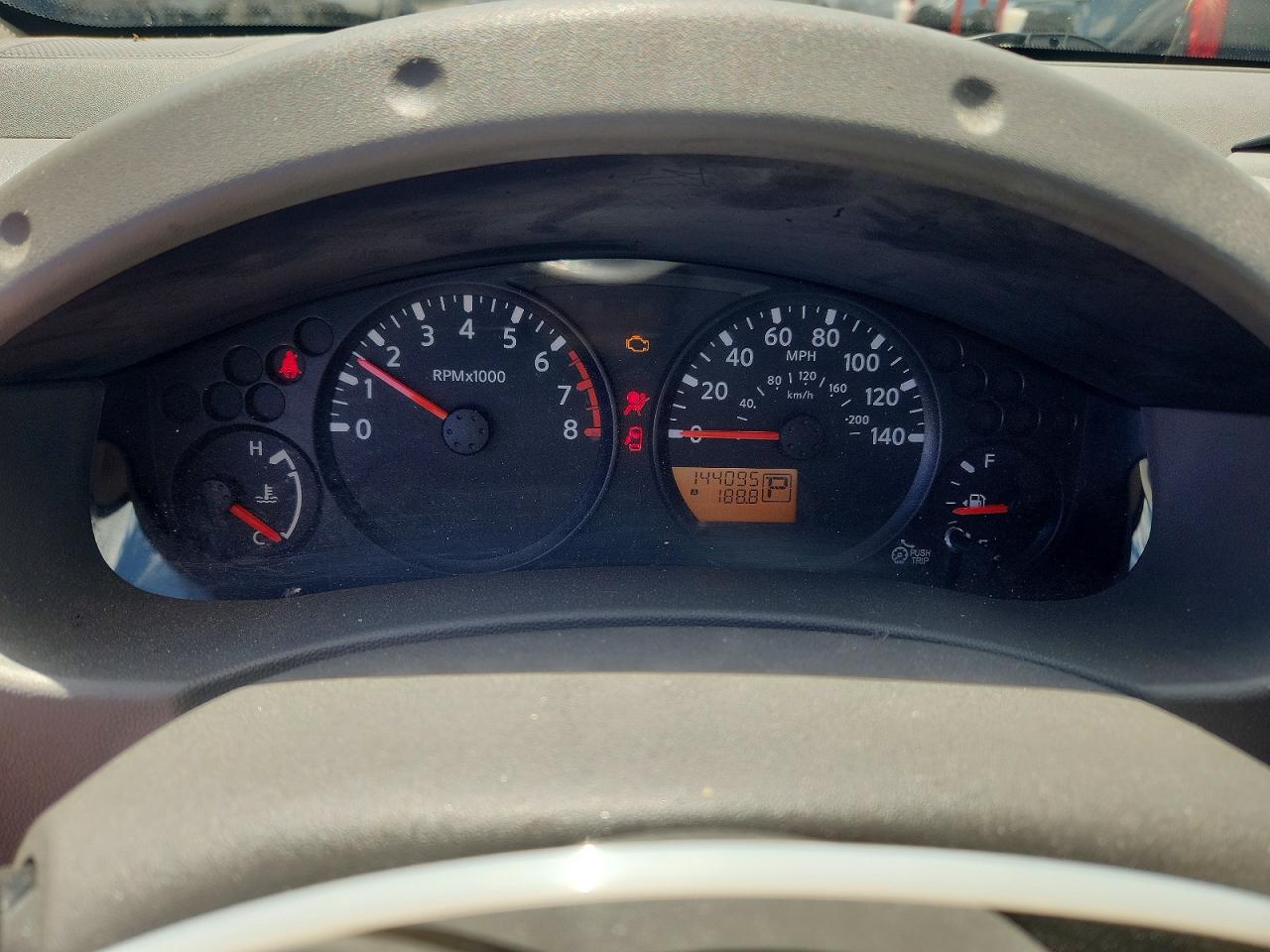 Nissan Frontier S