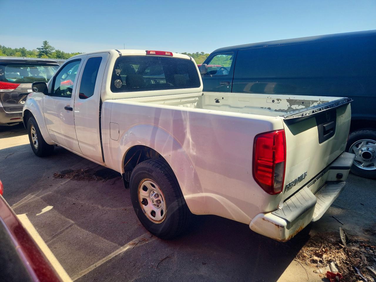 Nissan Frontier S