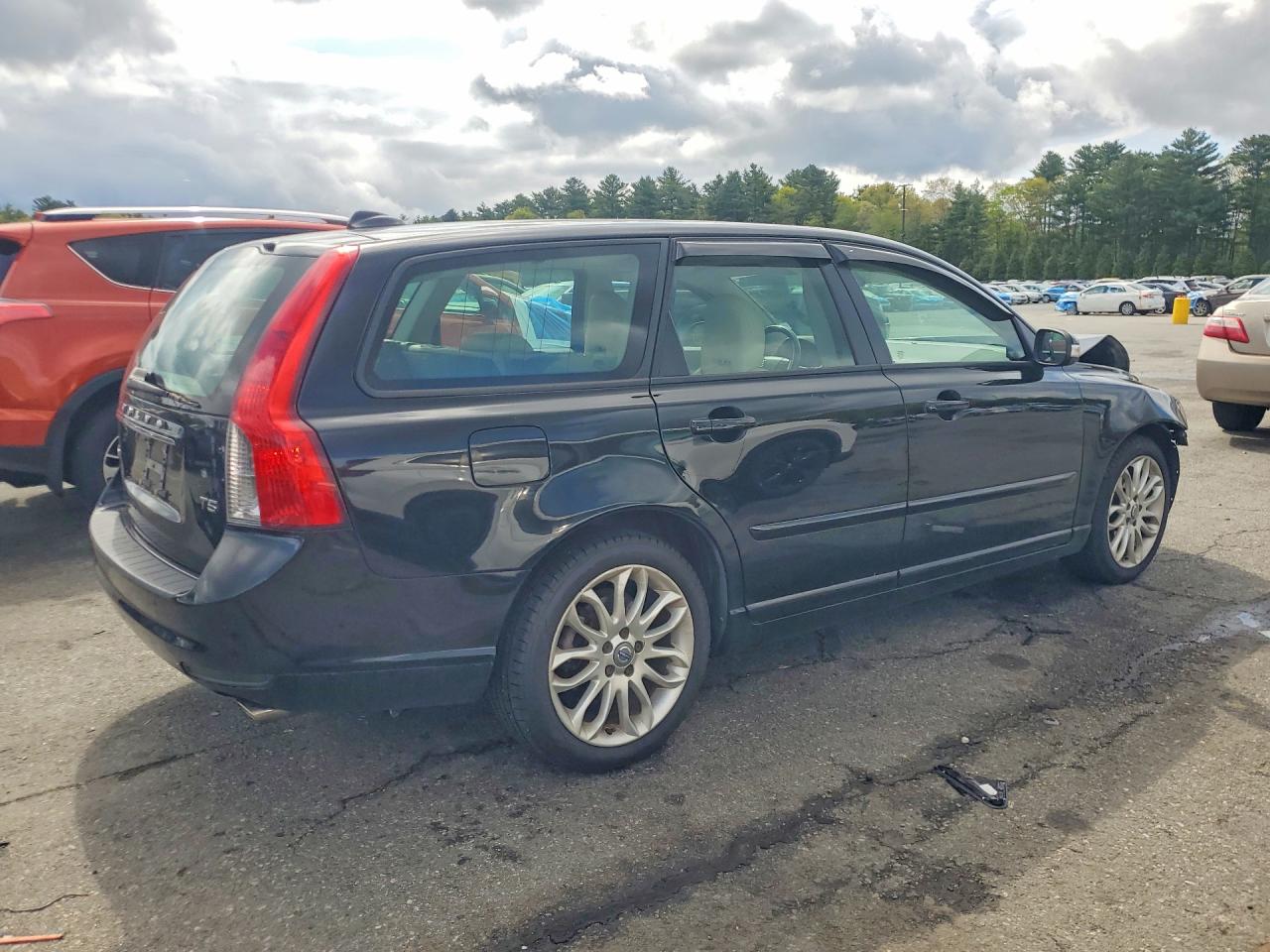 Volvo V50 T5