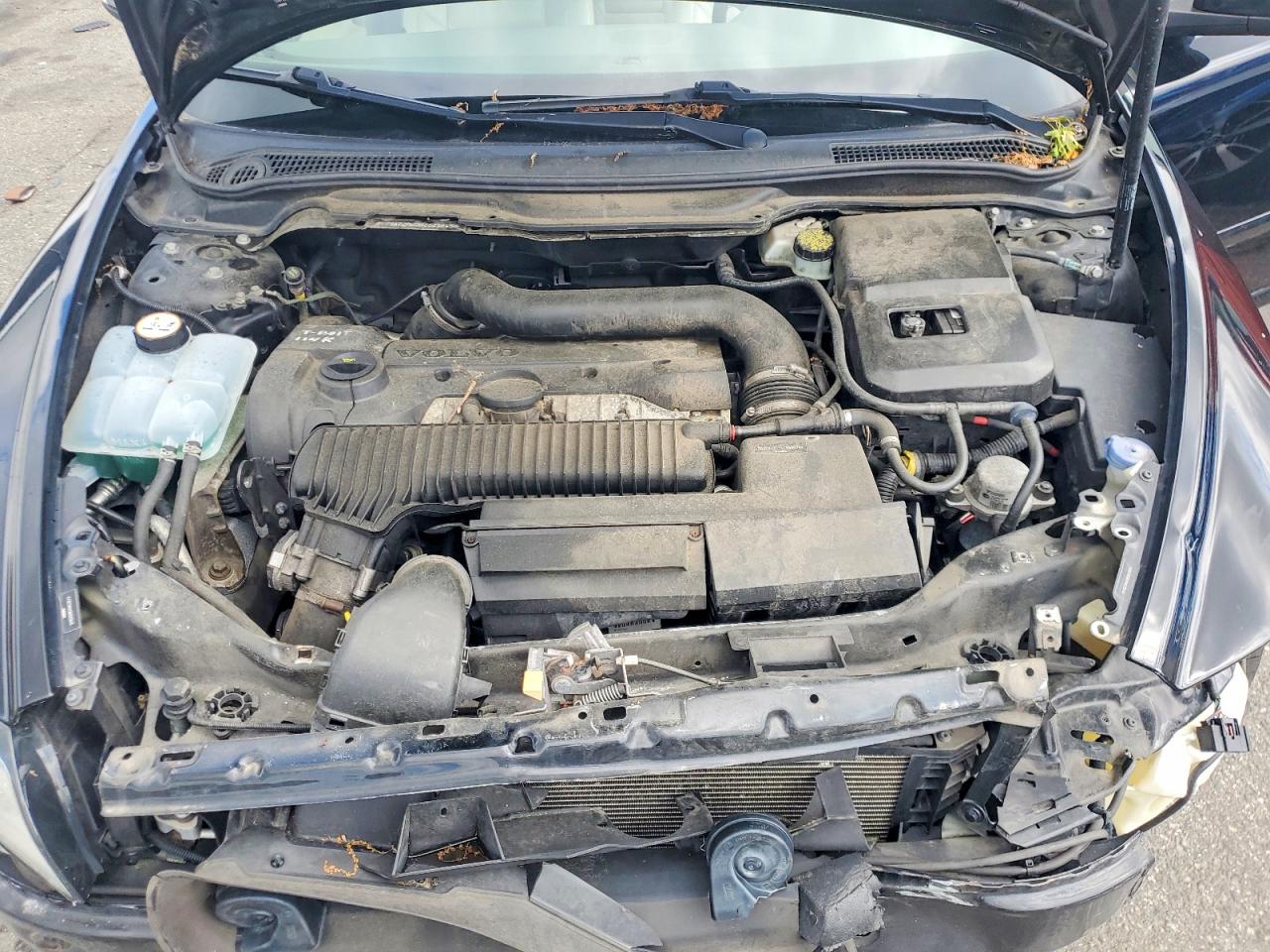 Volvo V50 T5