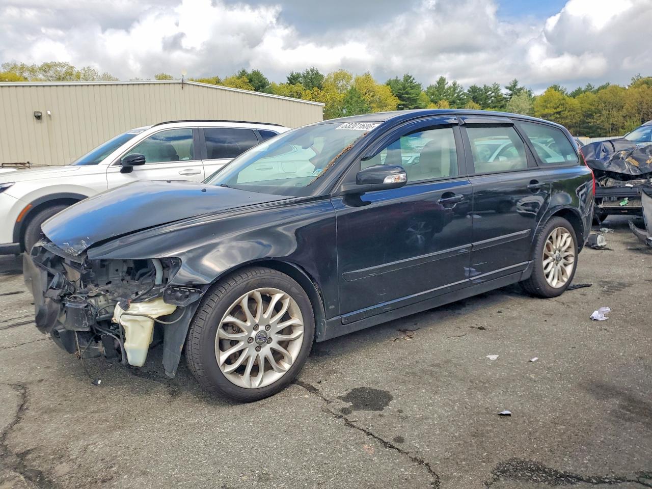 Salvage Volvo V50 Image