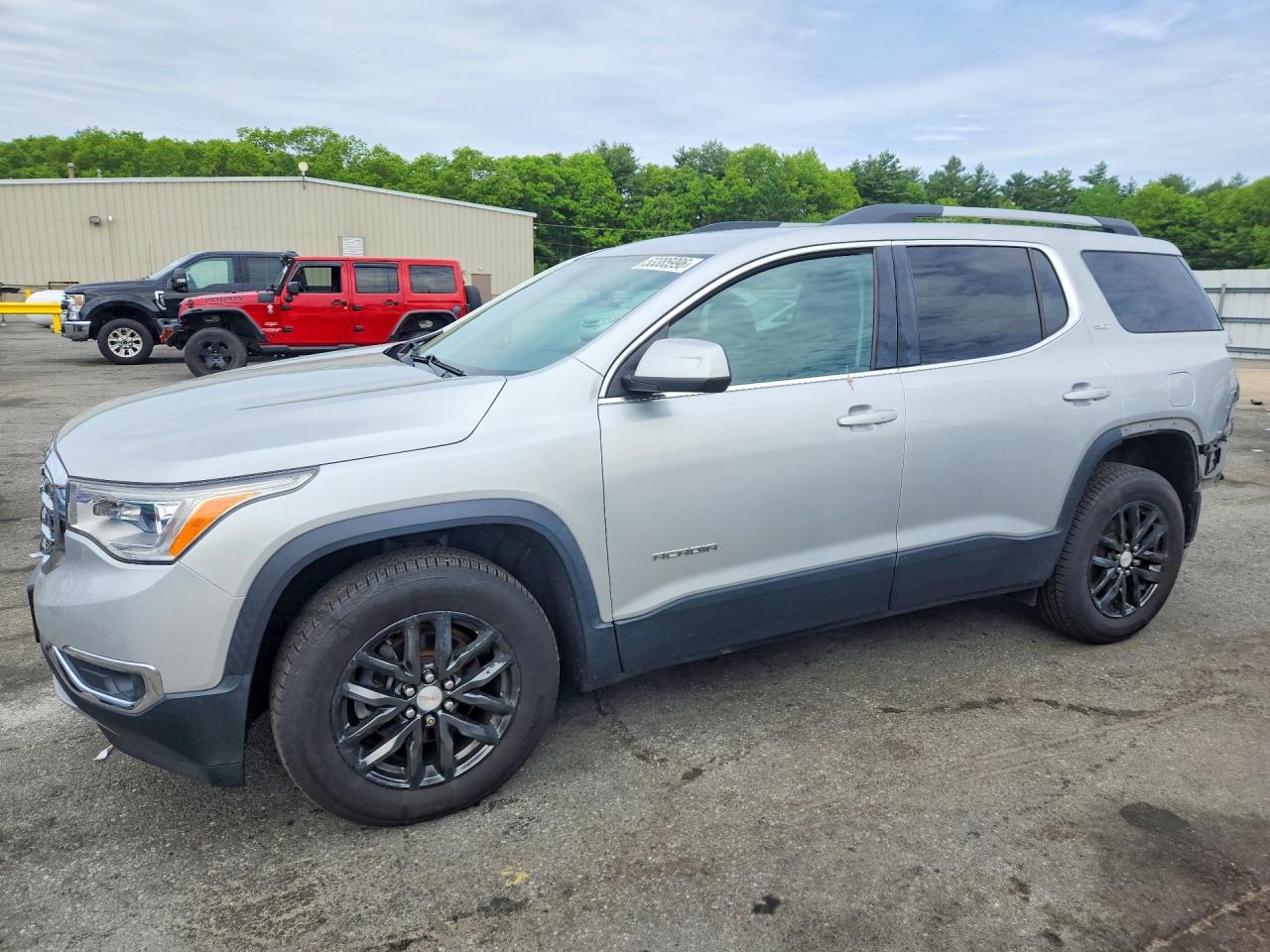Salvage GMC Acadia Image