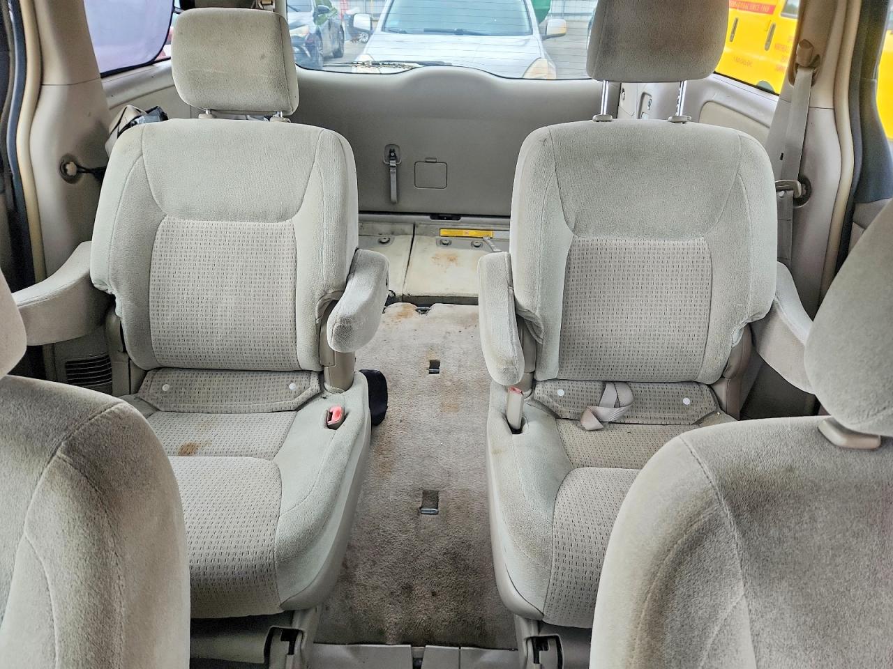 Toyota Sienna Ce 7-passenger