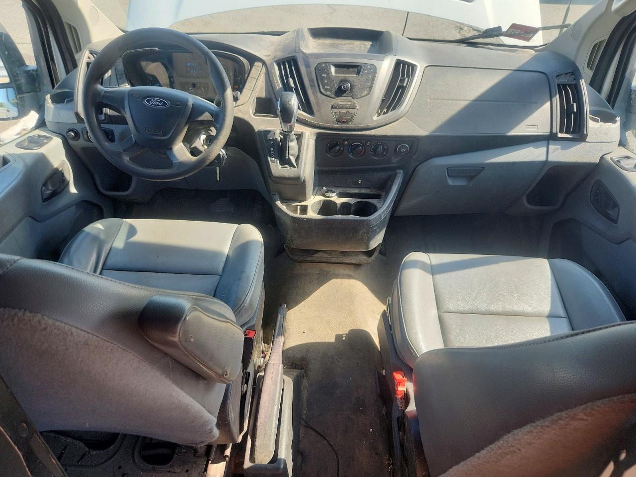 Ford Transit T-150