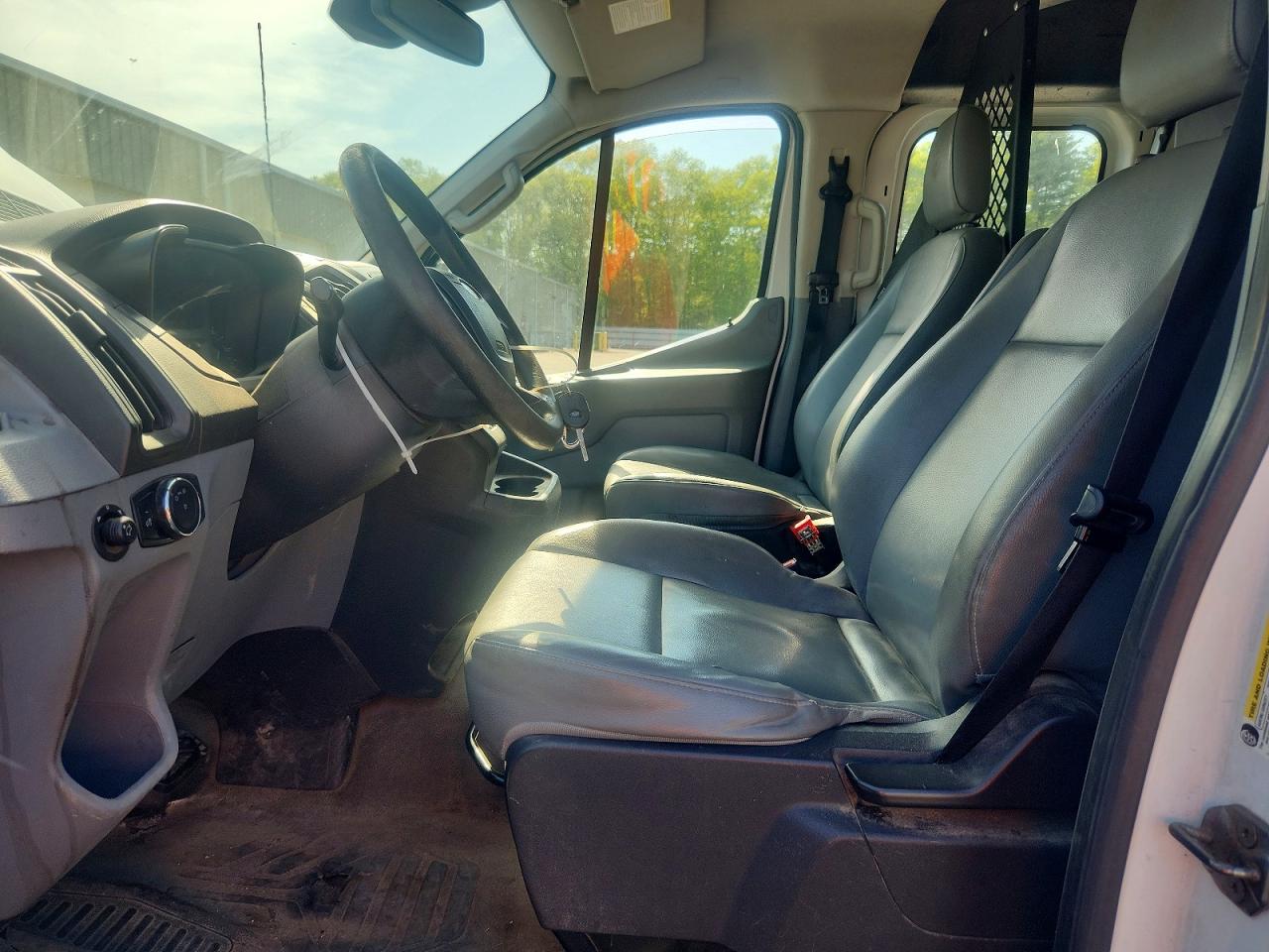 Ford Transit T-150