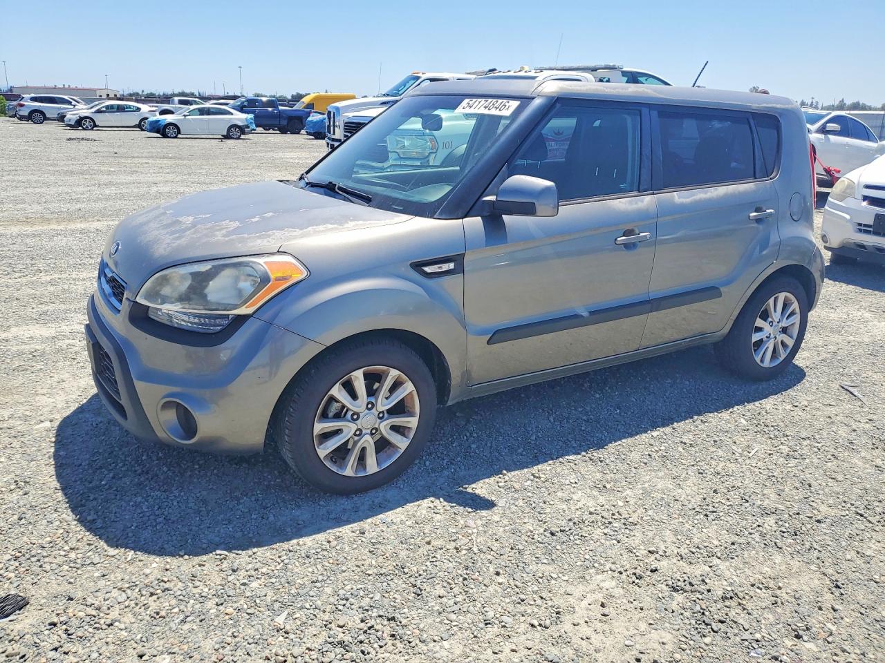 Salvage Kia Soul Image