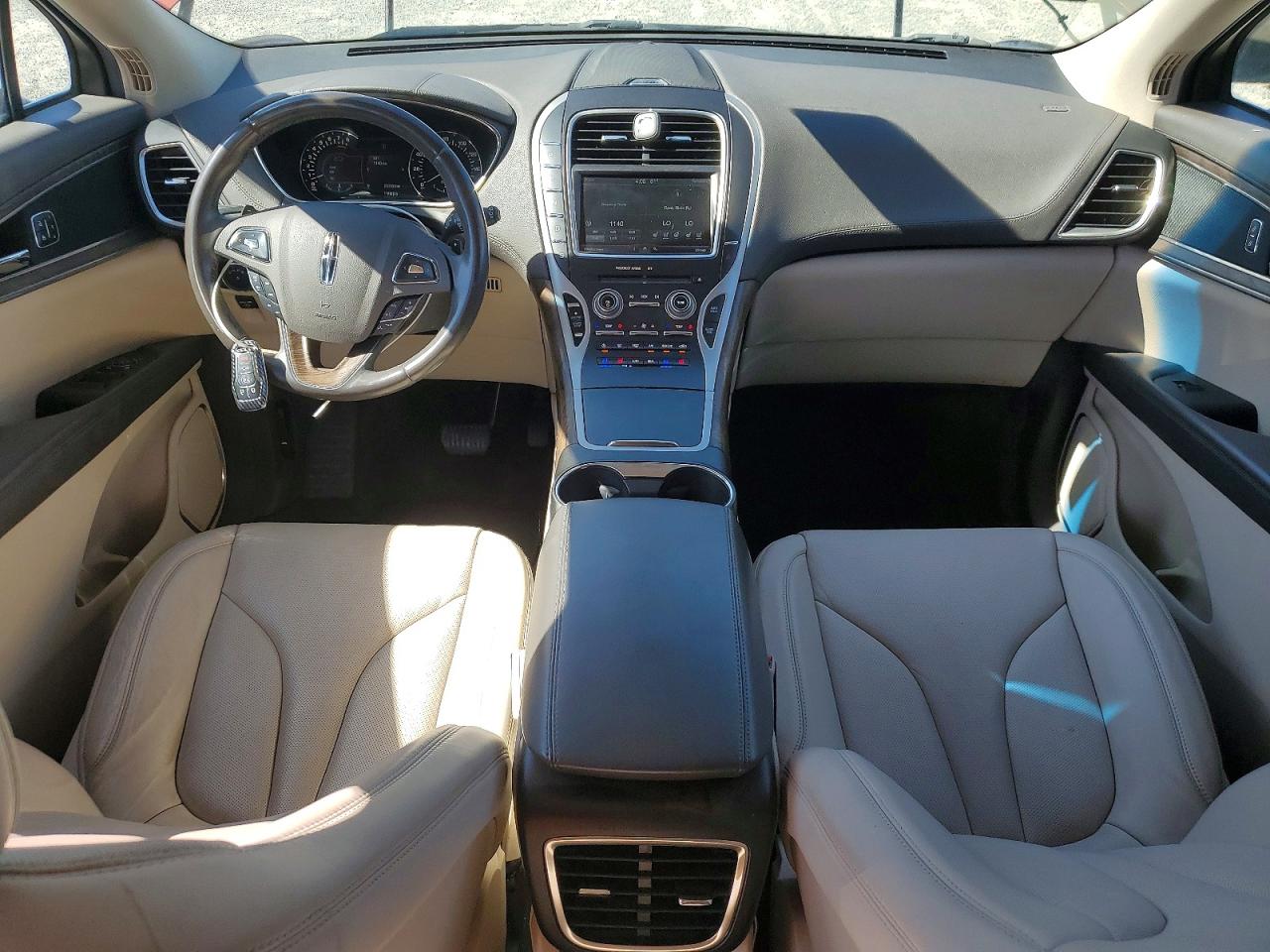 Lincoln MKX Reserve
