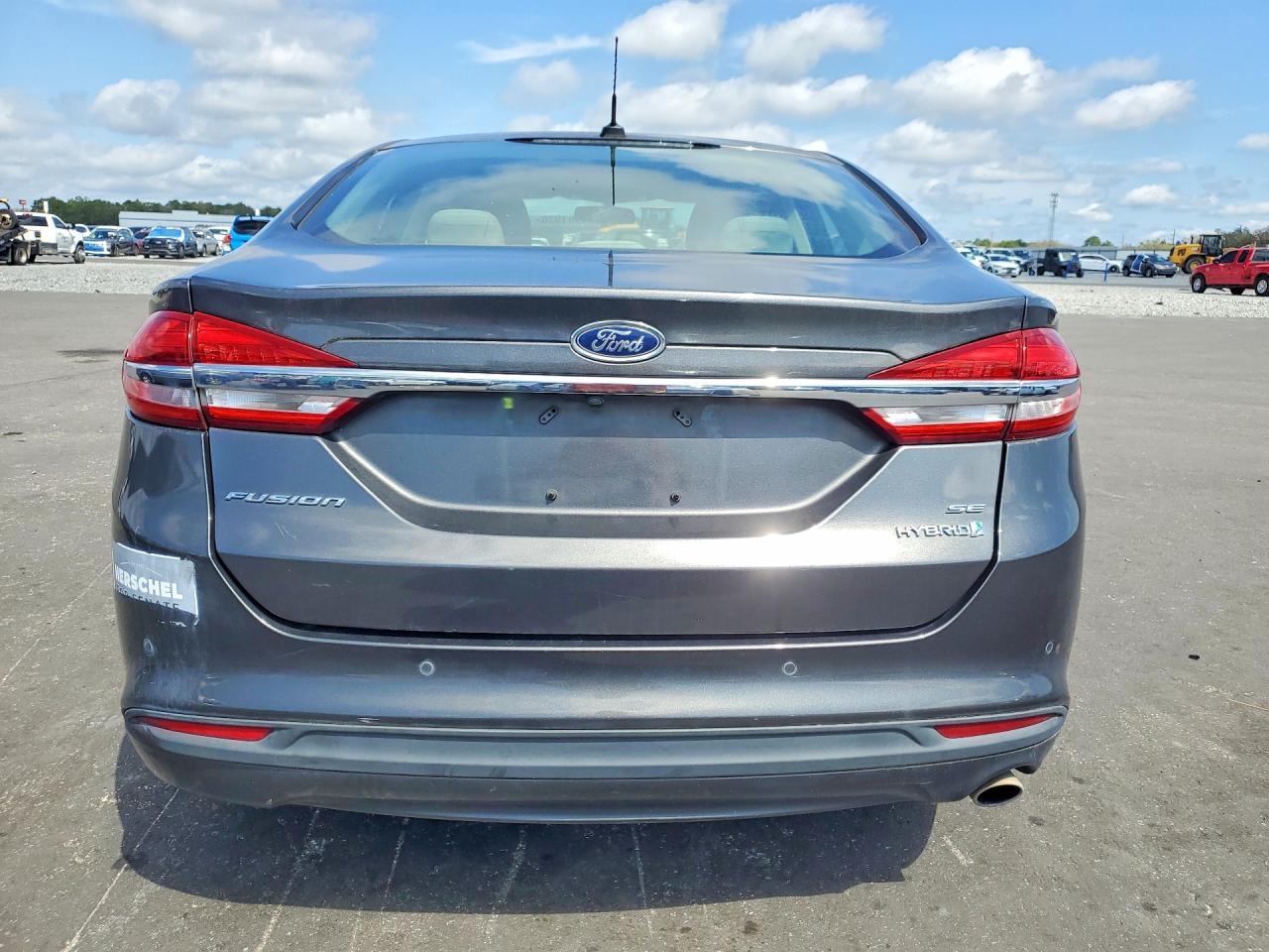 Ford Fusion Se Hybrid