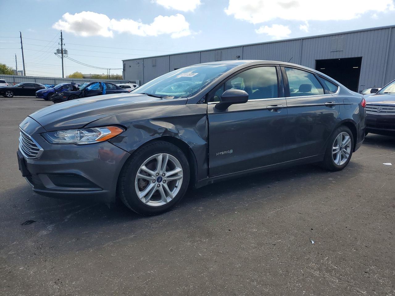Salvage Ford Fusion Image