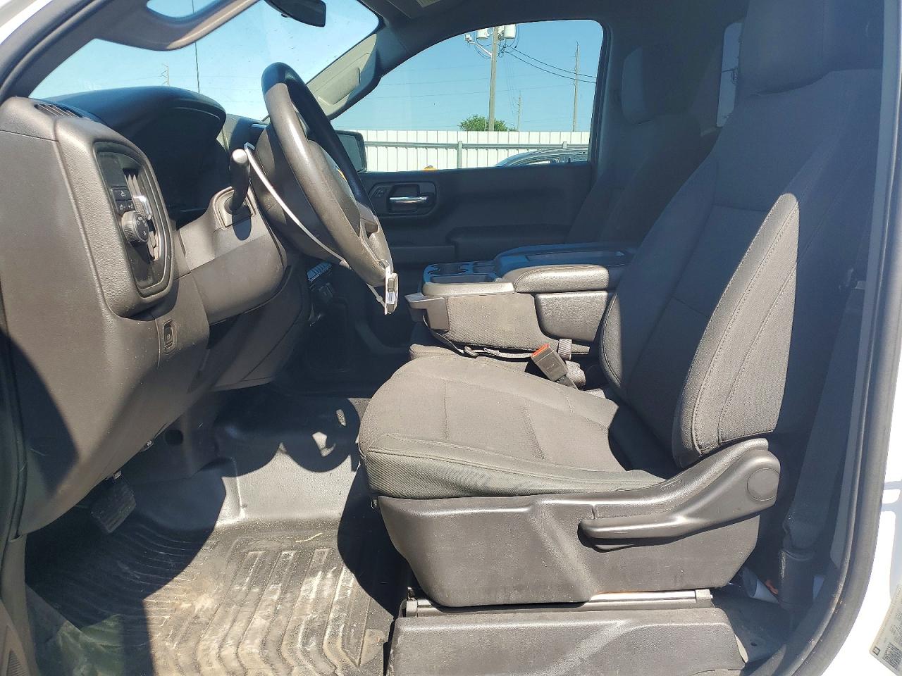 Chevrolet Silverado C1500
