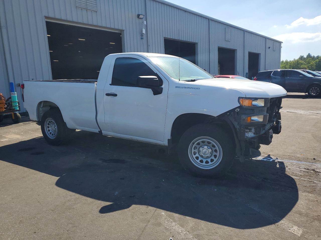 Chevrolet Silverado C1500