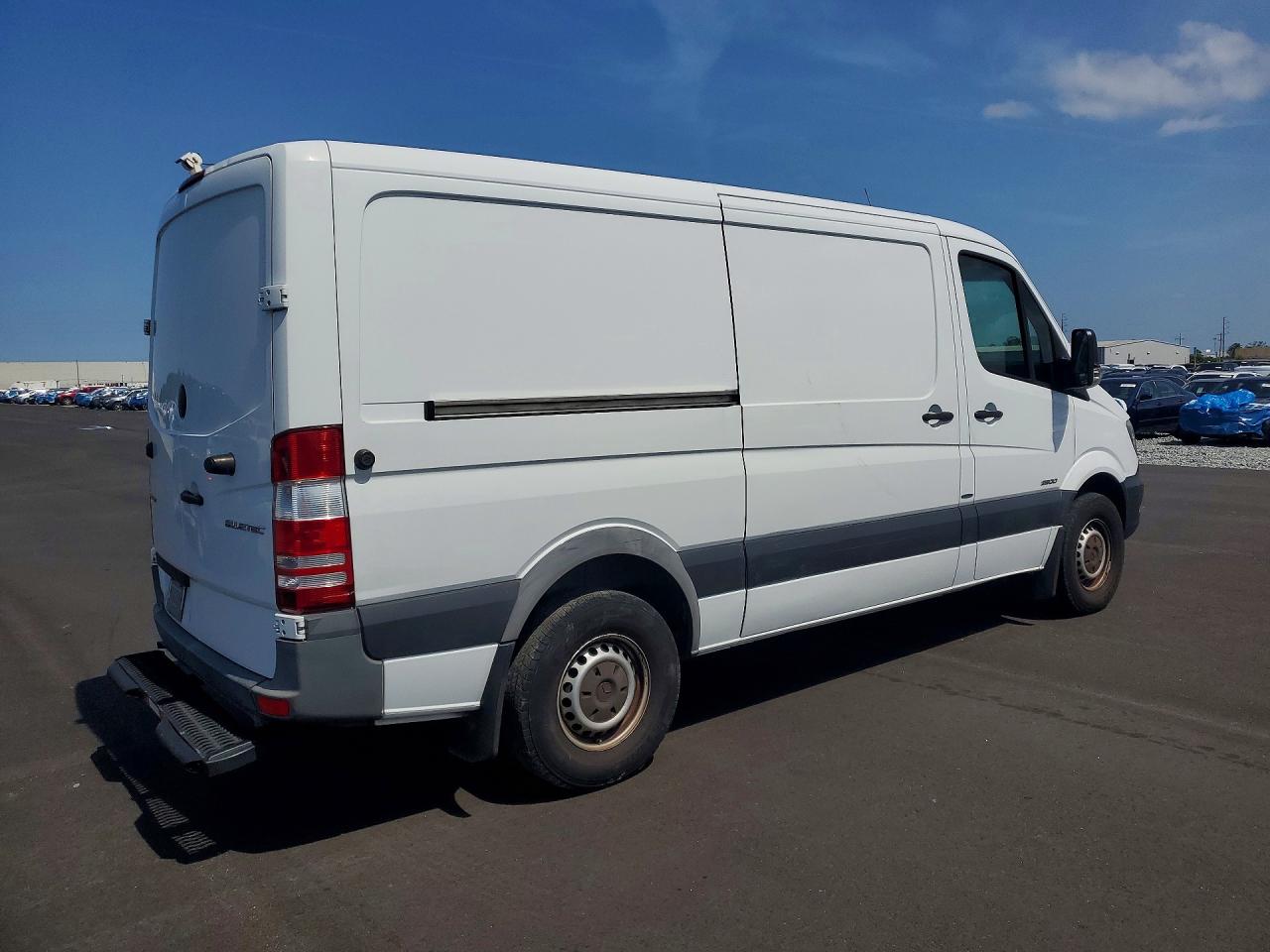 Mercedes-Benz Sprinter 2500