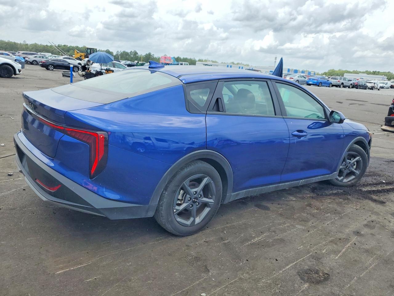 Kia K4 Lxs