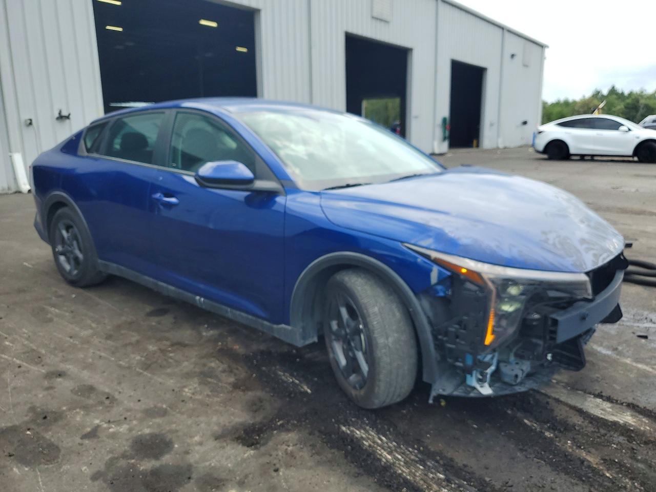Kia K4 Lxs