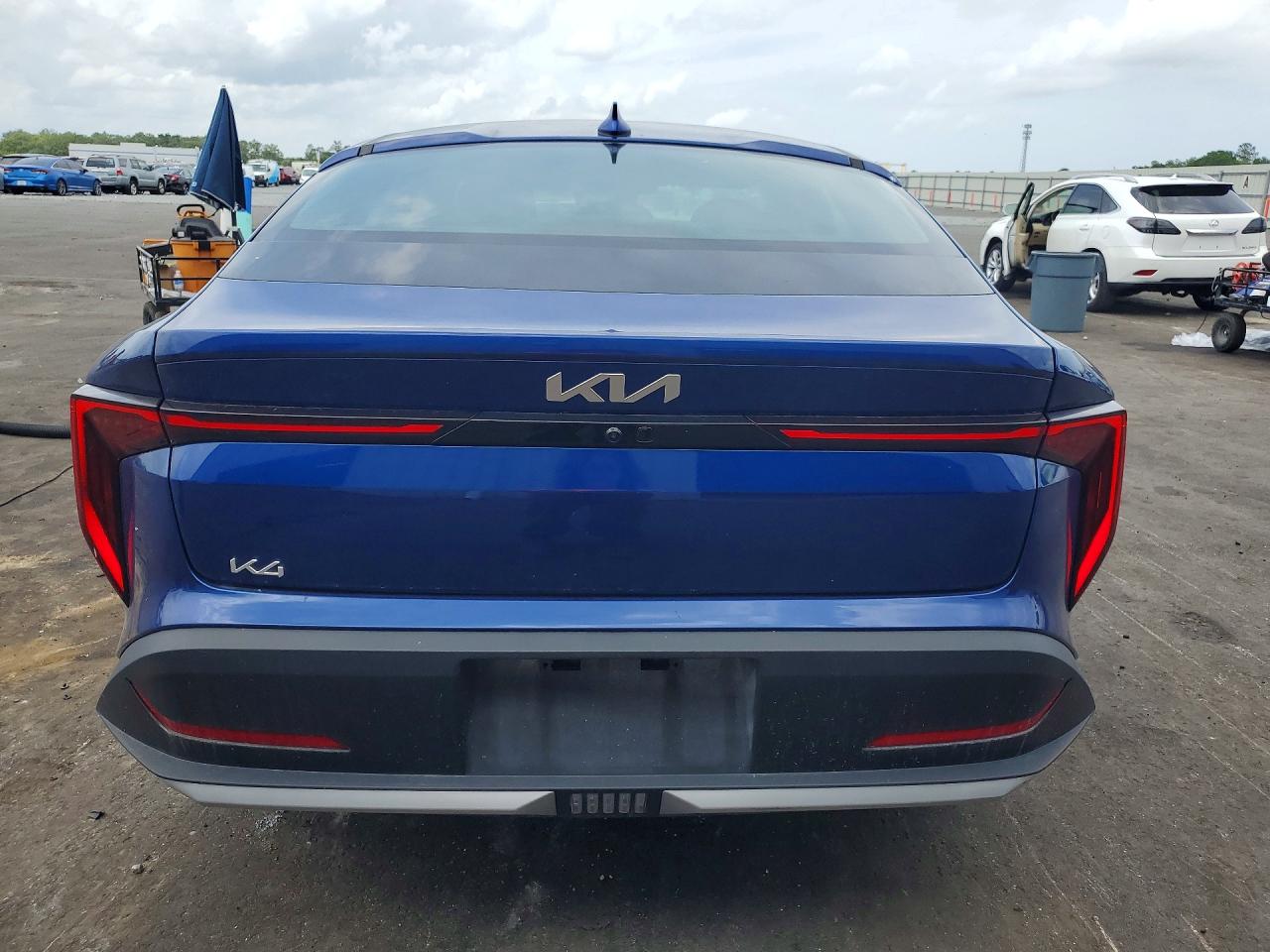 Kia K4 Lxs
