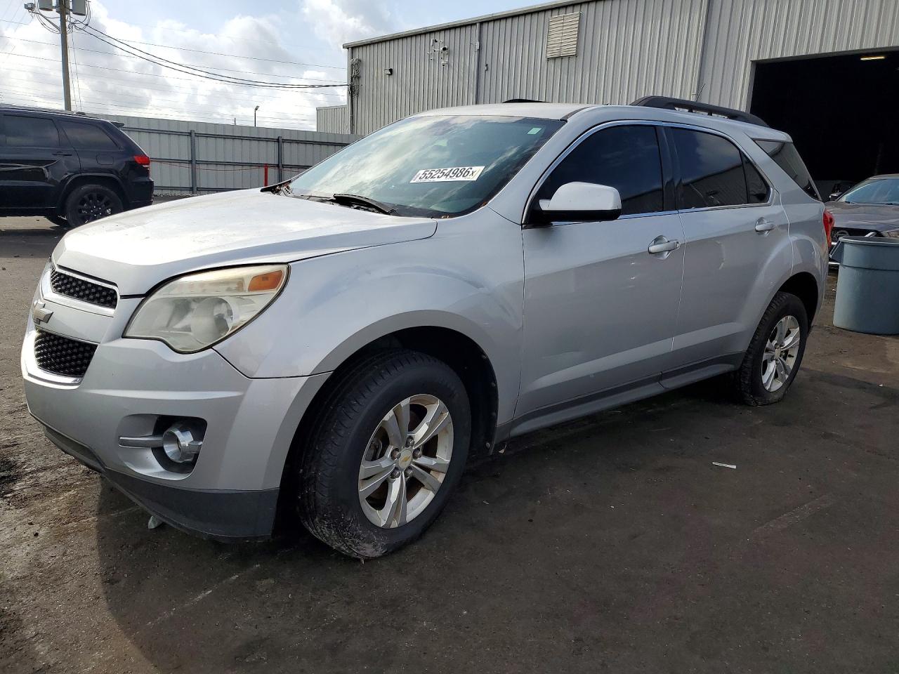 Salvage Chevrolet Equinox Image