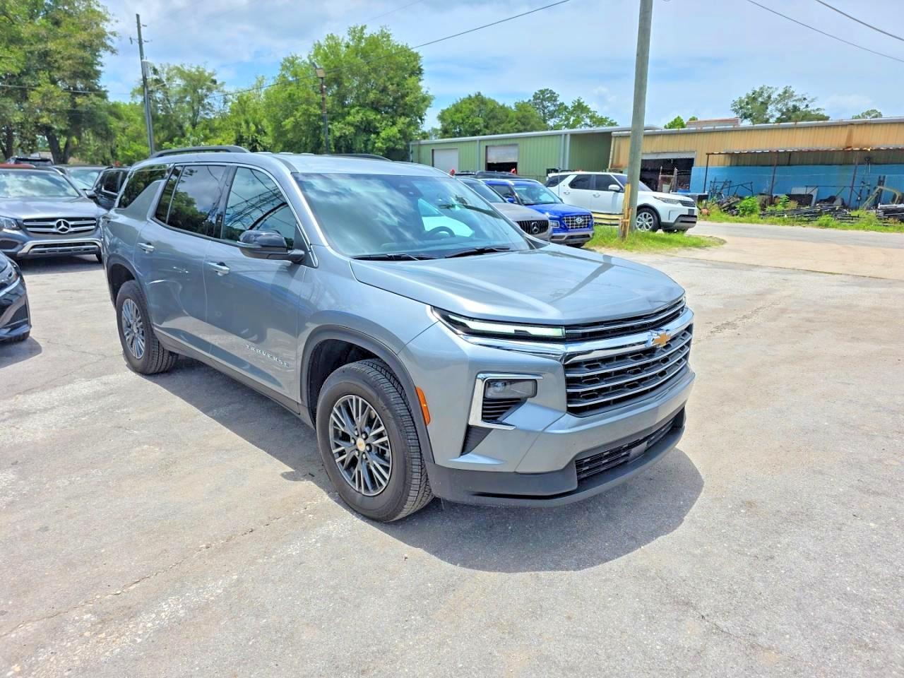 Salvage Chevrolet Traverse Image