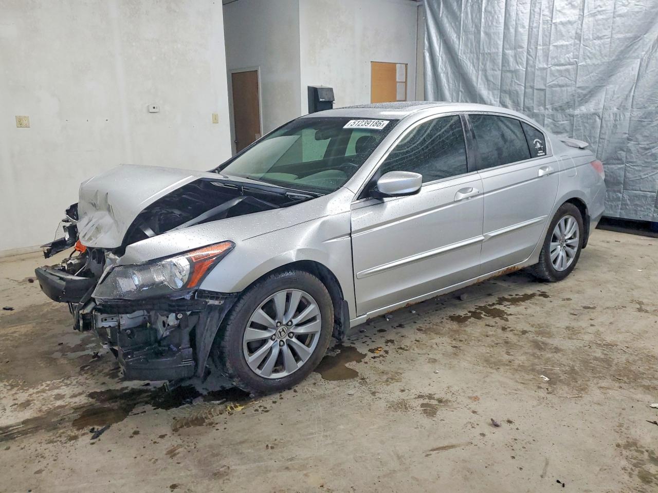 Salvage Honda Accord Image