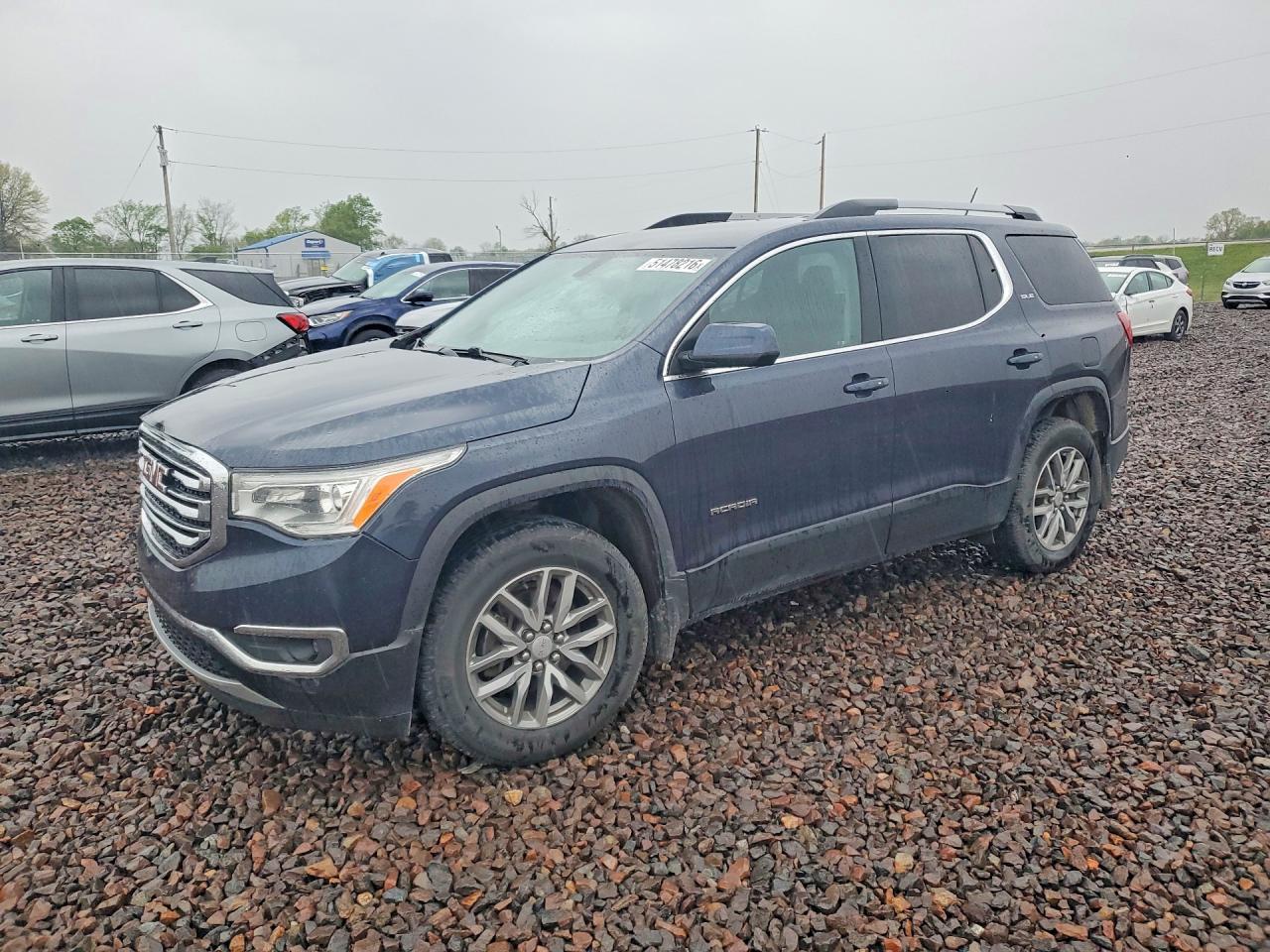 Salvage GMC Acadia Image