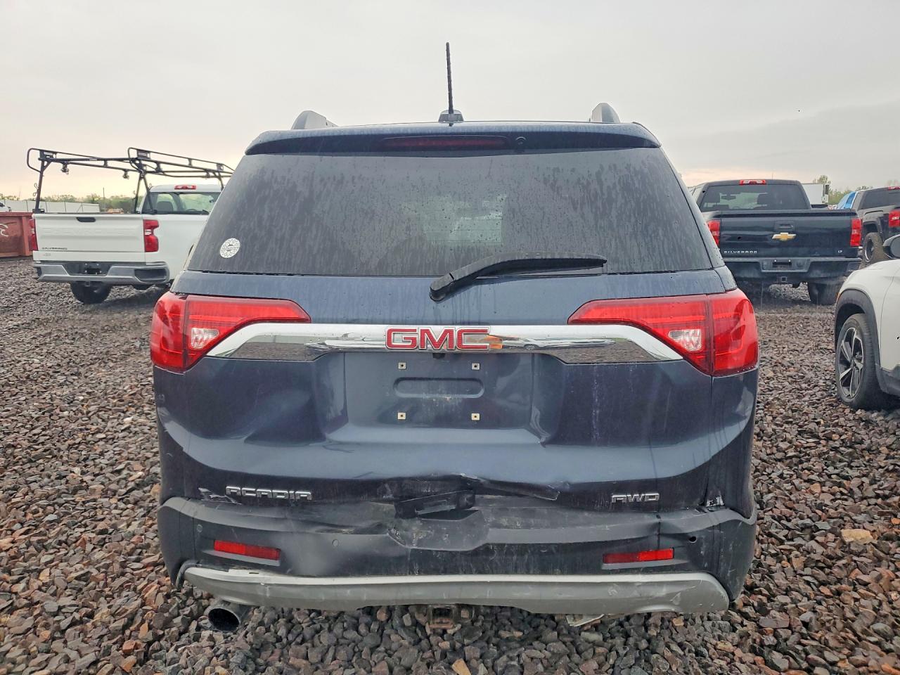 GMC Acadia Sle